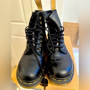 VEGAN 1460 FELIX LACE UP BOOTS